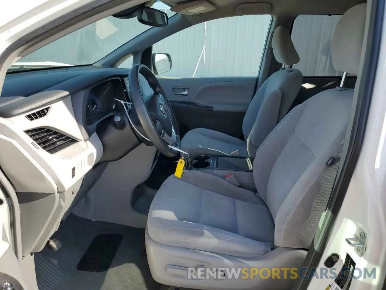 7 Photograph of a damaged car 5TDKZ3DC4KS004072 TOYOTA All Models 2019