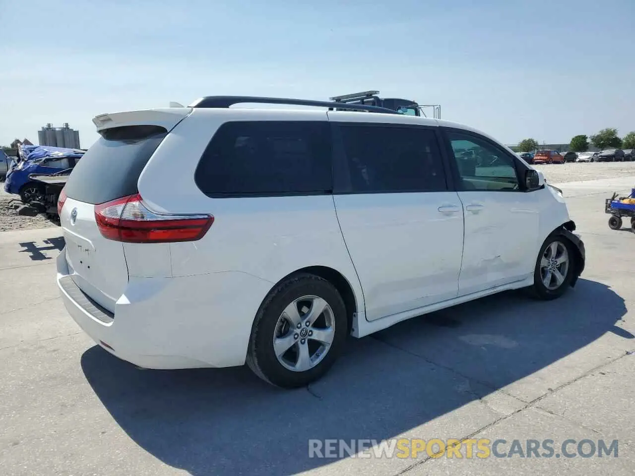 3 Photograph of a damaged car 5TDKZ3DC4KS993734 TOYOTA All Models 2019