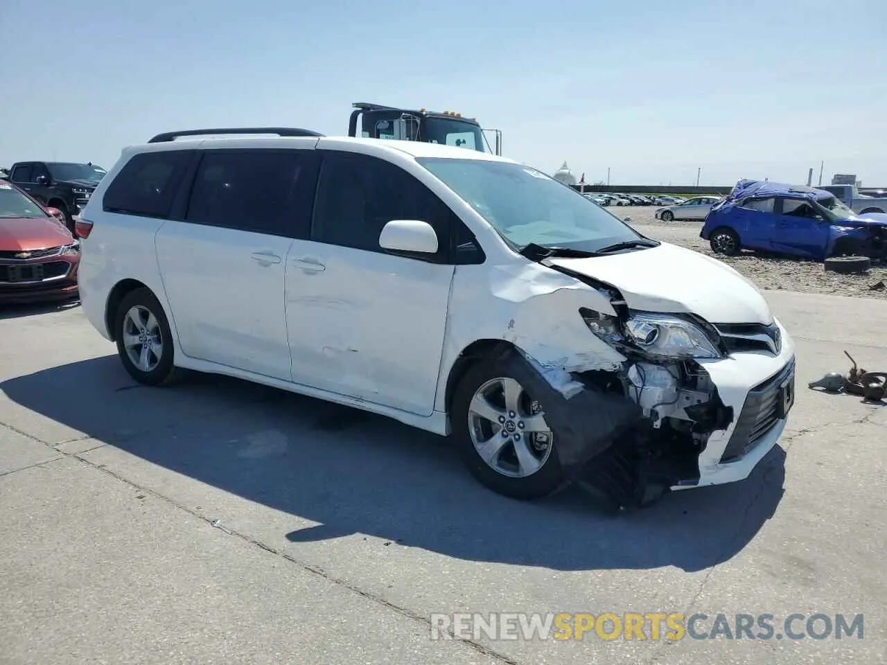 4 Photograph of a damaged car 5TDKZ3DC4KS993734 TOYOTA All Models 2019