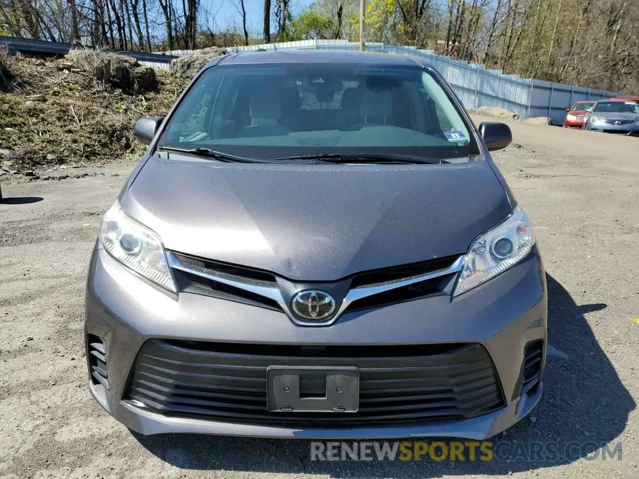 5 Photograph of a damaged car 5TDKZ3DC5KS008521 TOYOTA All Models 2019
