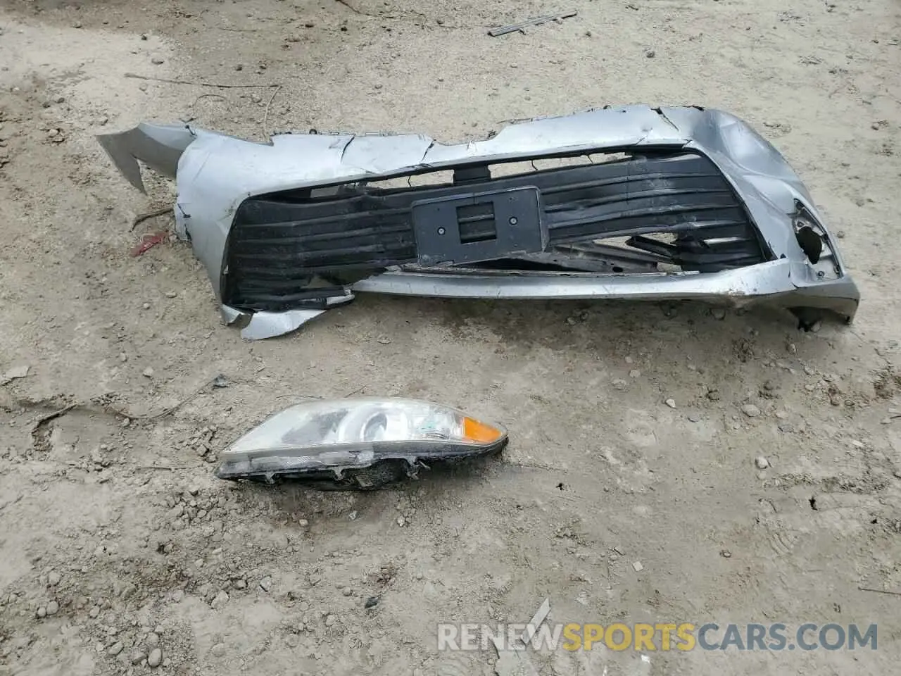 13 Photograph of a damaged car 5TDKZ3DC7KS019908 TOYOTA All Models 2019