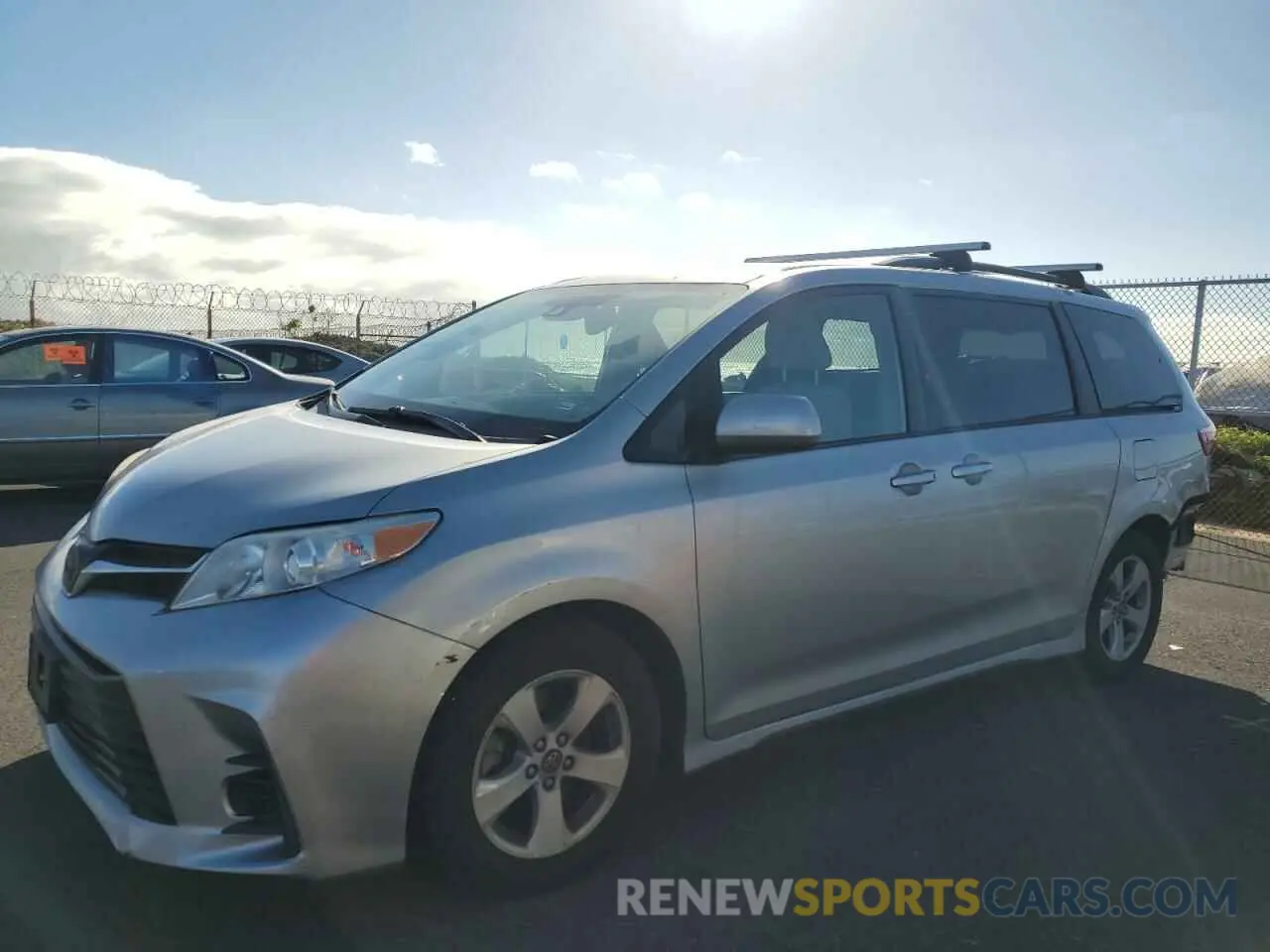 1 Photograph of a damaged car 5TDKZ3DC8KS983174 TOYOTA All Models 2019