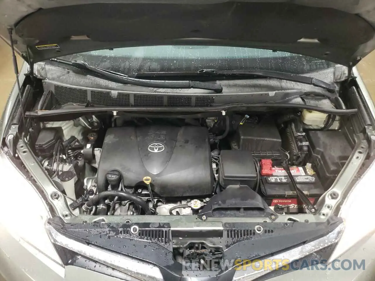 11 Photograph of a damaged car 5TDKZ3DCXKS971821 TOYOTA All Models 2019