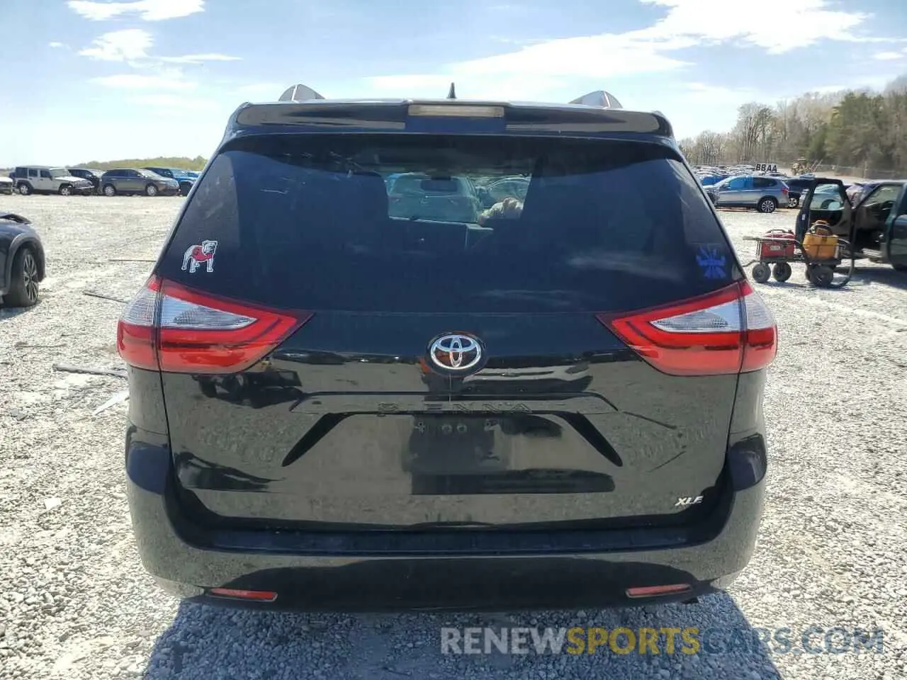 6 Photograph of a damaged car 5TDYZ3DC0KS976455 TOYOTA All Models 2019