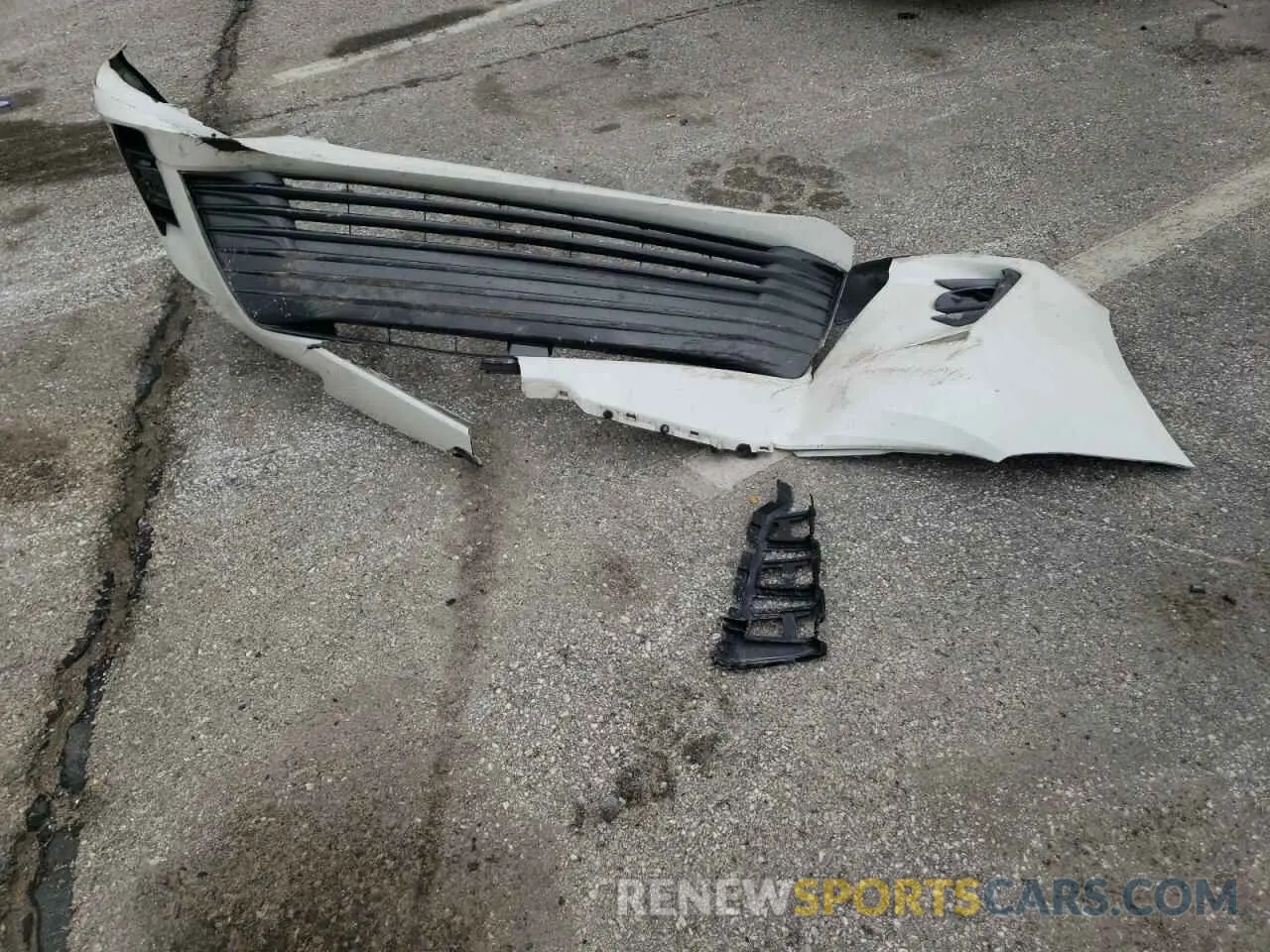 15 Photograph of a damaged car 5TDYZ3DC1KS002337 TOYOTA All Models 2019
