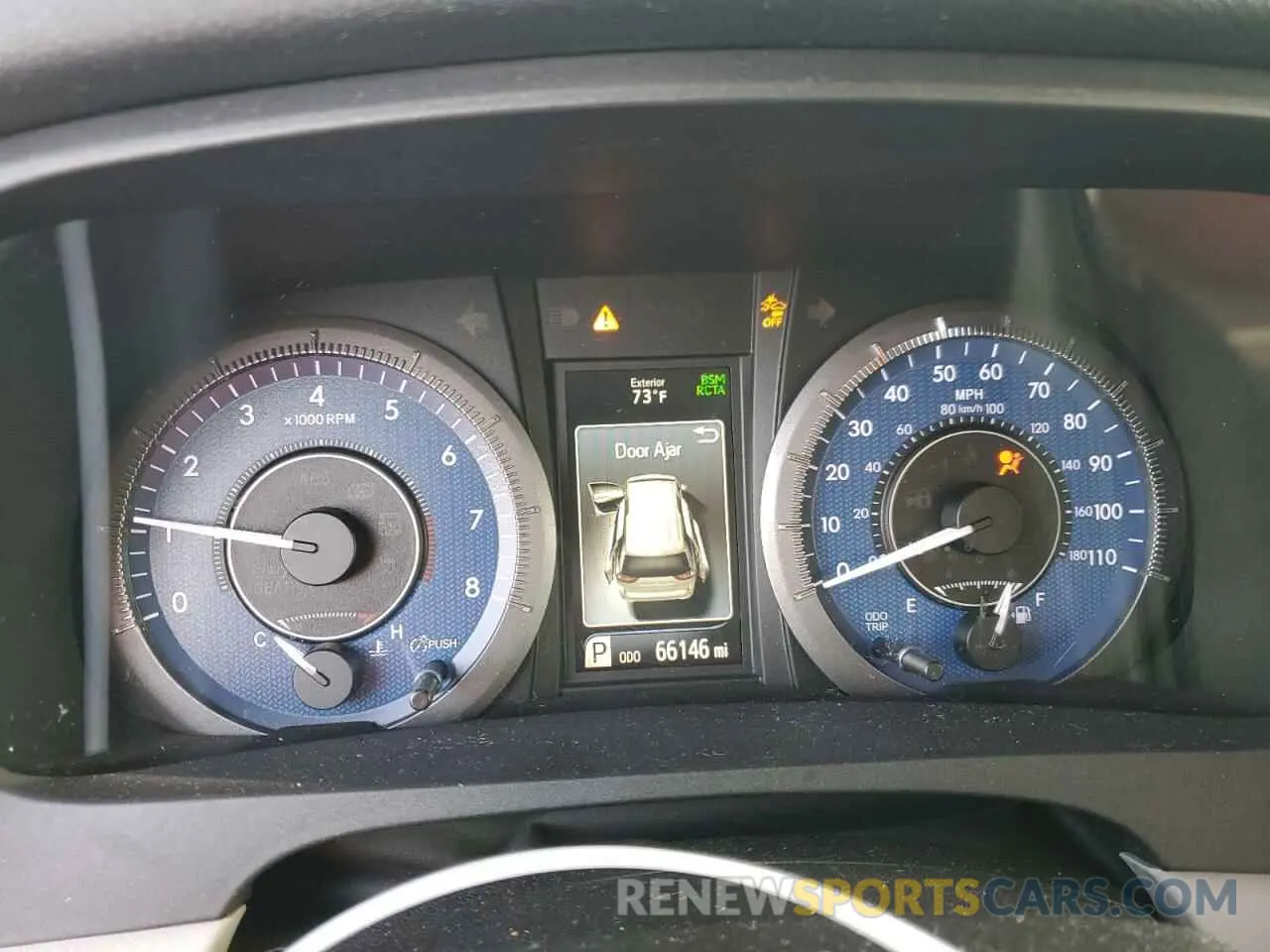9 Photograph of a damaged car 5TDYZ3DC1KS004539 TOYOTA All Models 2019