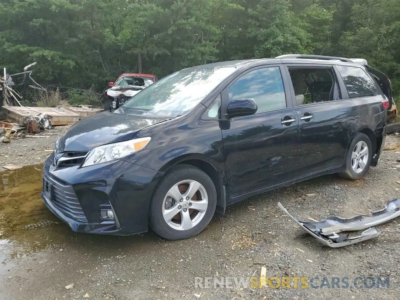 1 Photograph of a damaged car 5TDYZ3DC1KS981549 TOYOTA All Models 2019
