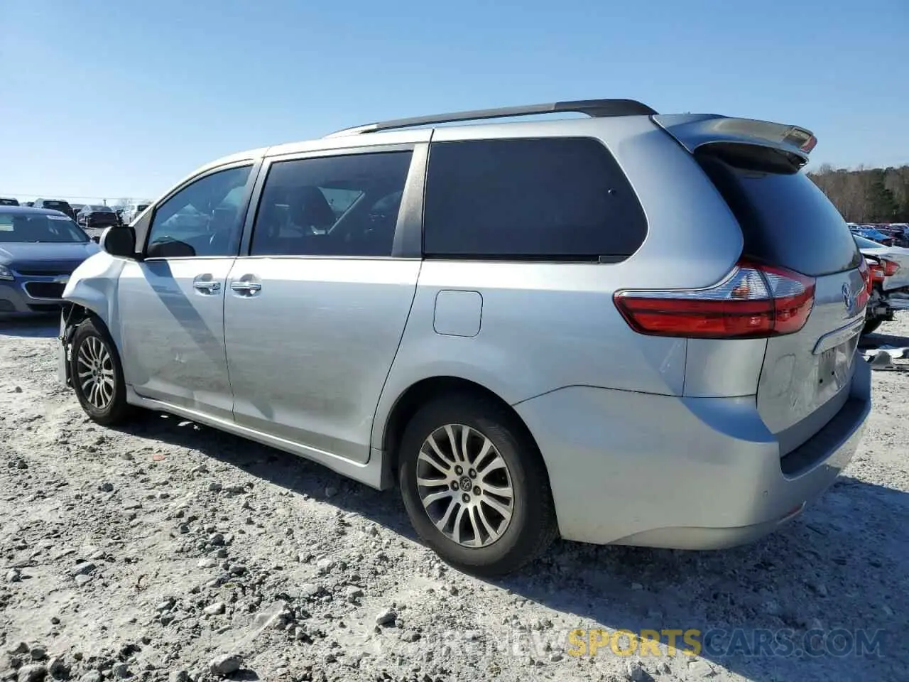 2 Photograph of a damaged car 5TDYZ3DC1KS987903 TOYOTA All Models 2019