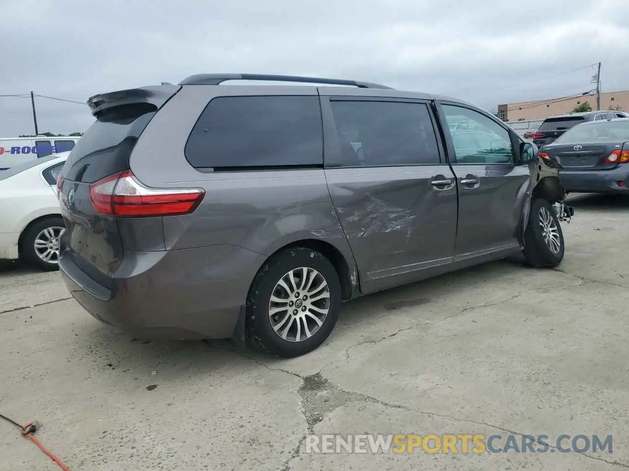 3 Photograph of a damaged car 5TDYZ3DC3KS981701 TOYOTA All Models 2019