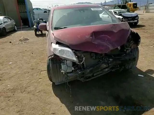 12 Photograph of a damaged car 5TDYZ3DC7KS979403 TOYOTA All Models 2019