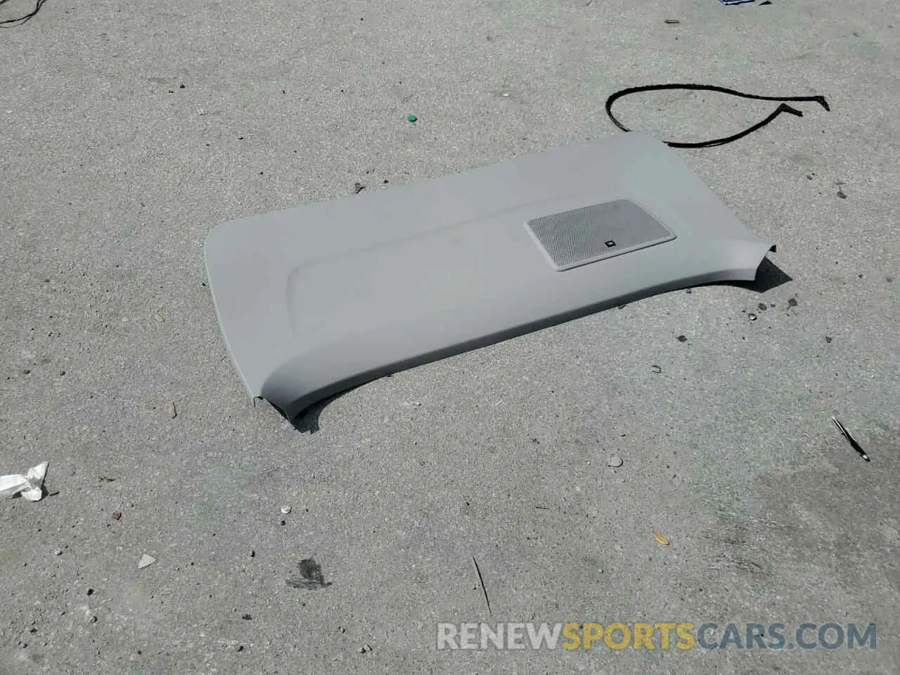 13 Photograph of a damaged car 5TDYZ3DC9KS976972 TOYOTA All Models 2019