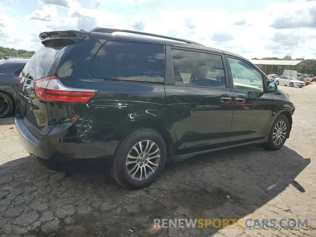 3 Photograph of a damaged car 5TDYZ3DC9KS986529 TOYOTA All Models 2019