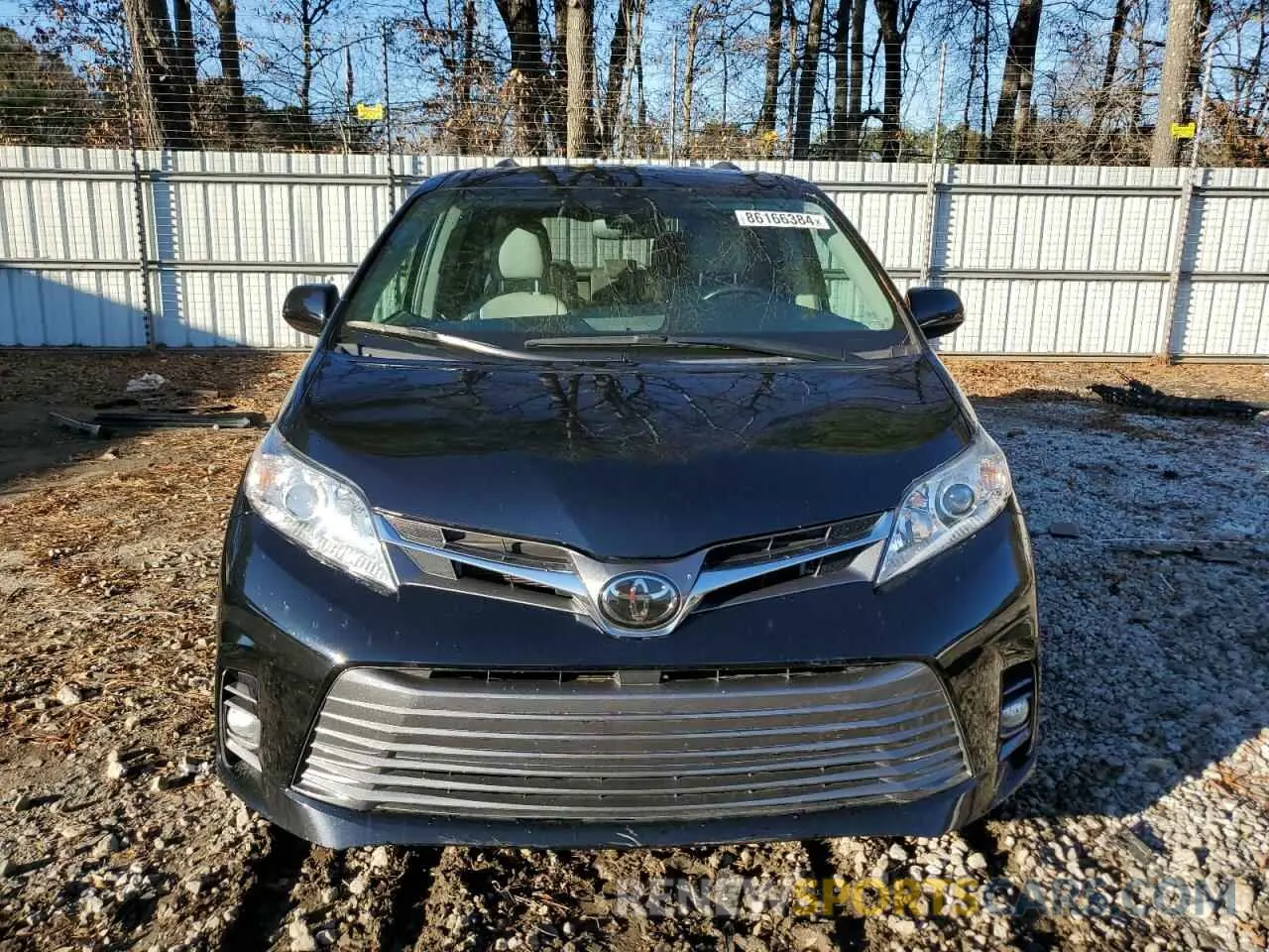 5 Photograph of a damaged car 5TDYZ3DCXKS989679 TOYOTA All Models 2019