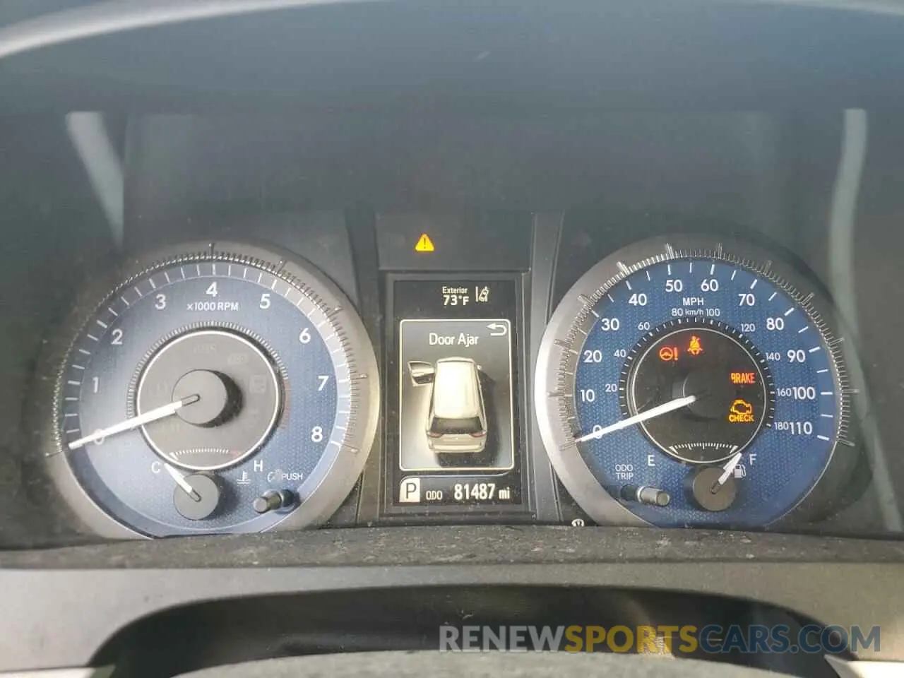 9 Photograph of a damaged car 5TDZZ3DC3KS015479 TOYOTA All Models 2019