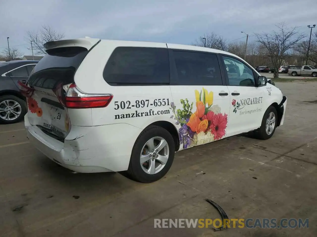 3 Photograph of a damaged car 5TDZZ3DC9KS972036 TOYOTA All Models 2019
