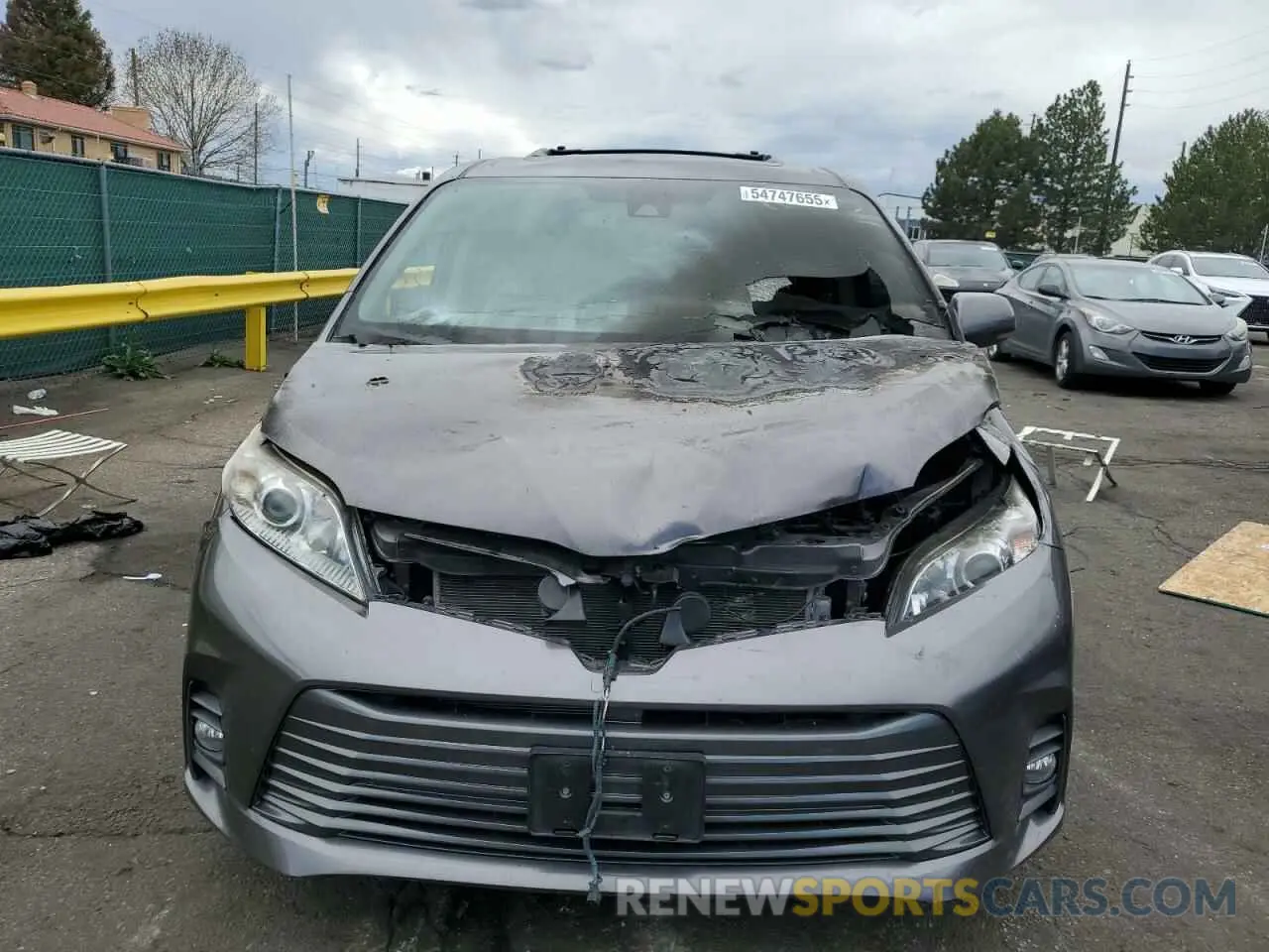 5 Photograph of a damaged car 5TDDZ3DC0LS242575 TOYOTA All Models 2020