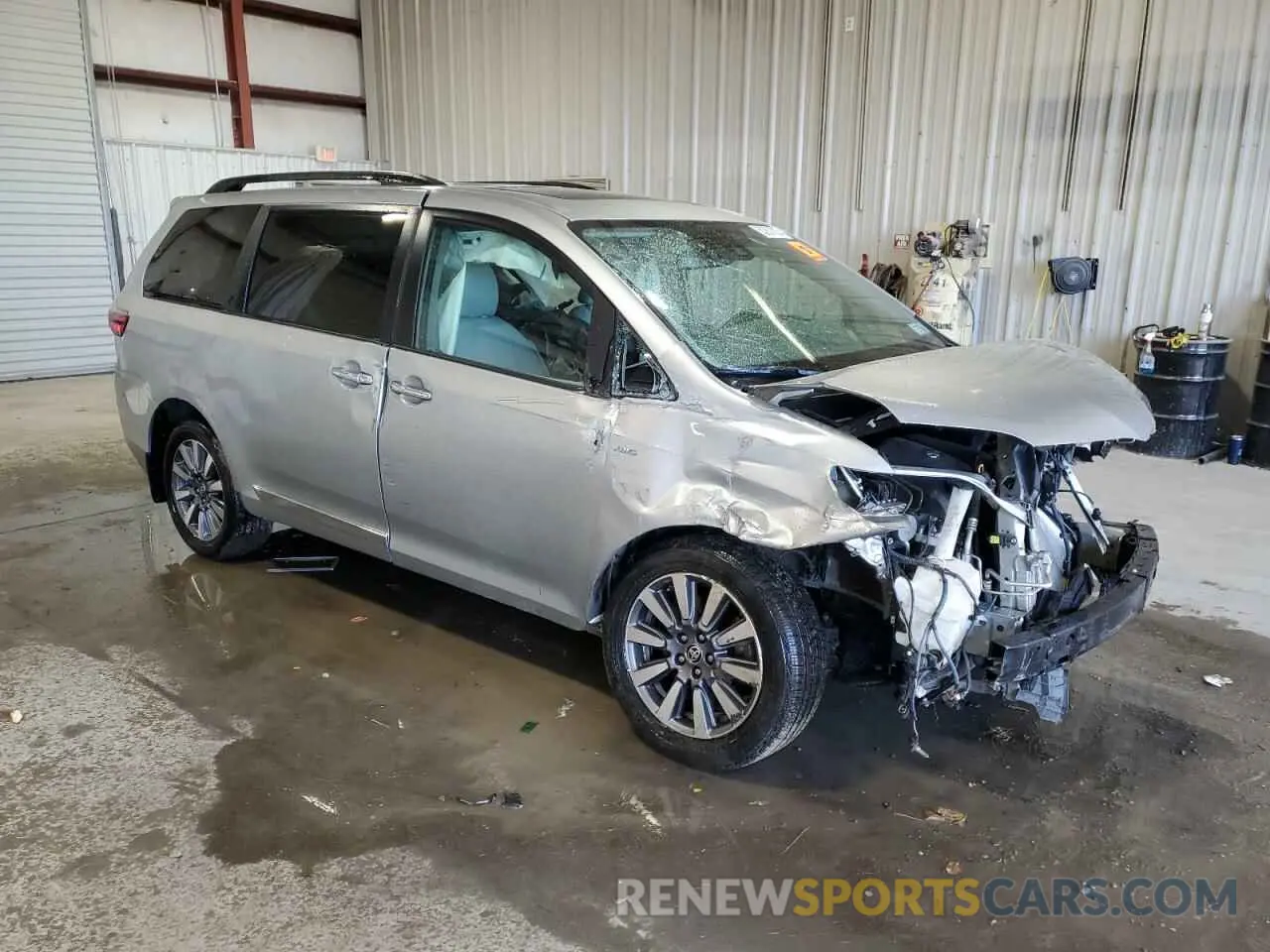 4 Photograph of a damaged car 5TDDZ3DC0LS251373 TOYOTA All Models 2020