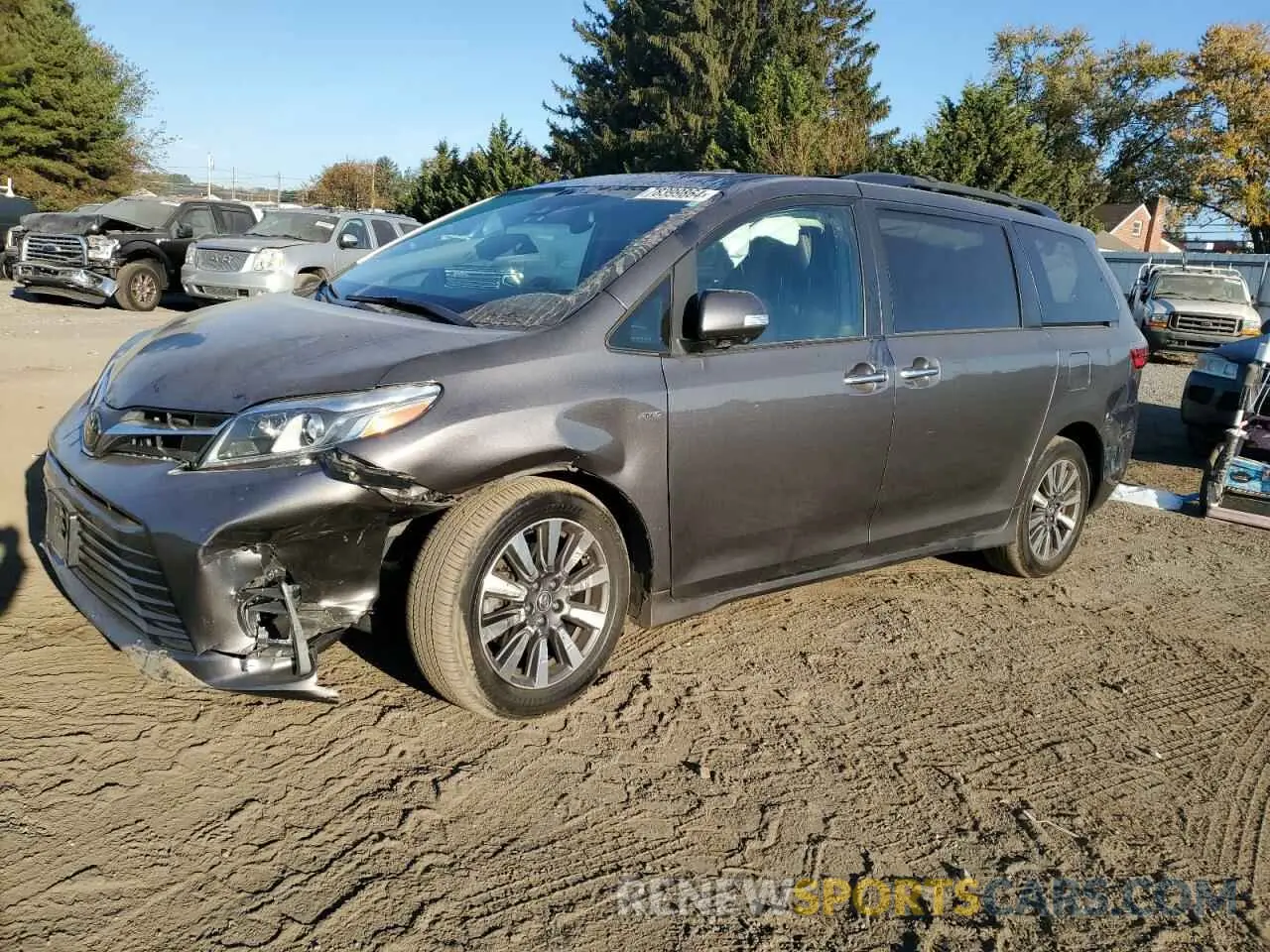 1 Photograph of a damaged car 5TDDZ3DC2LS238723 TOYOTA All Models 2020