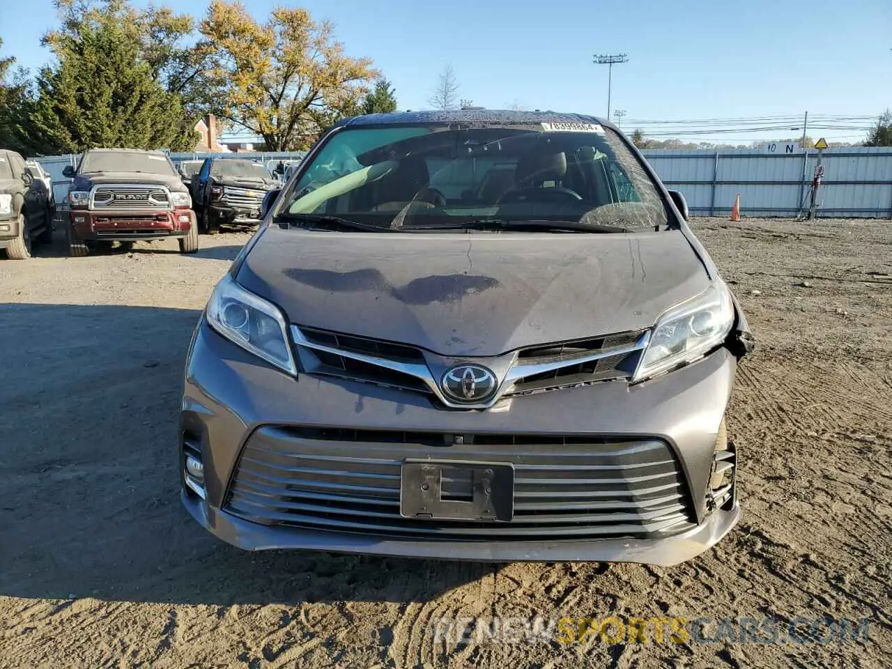 5 Photograph of a damaged car 5TDDZ3DC2LS238723 TOYOTA All Models 2020