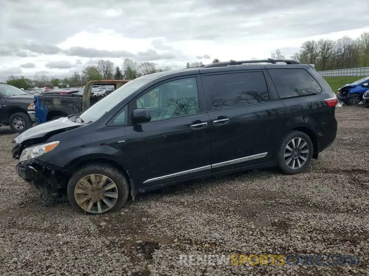 1 Photograph of a damaged car 5TDDZ3DC3LS229836 TOYOTA All Models 2020