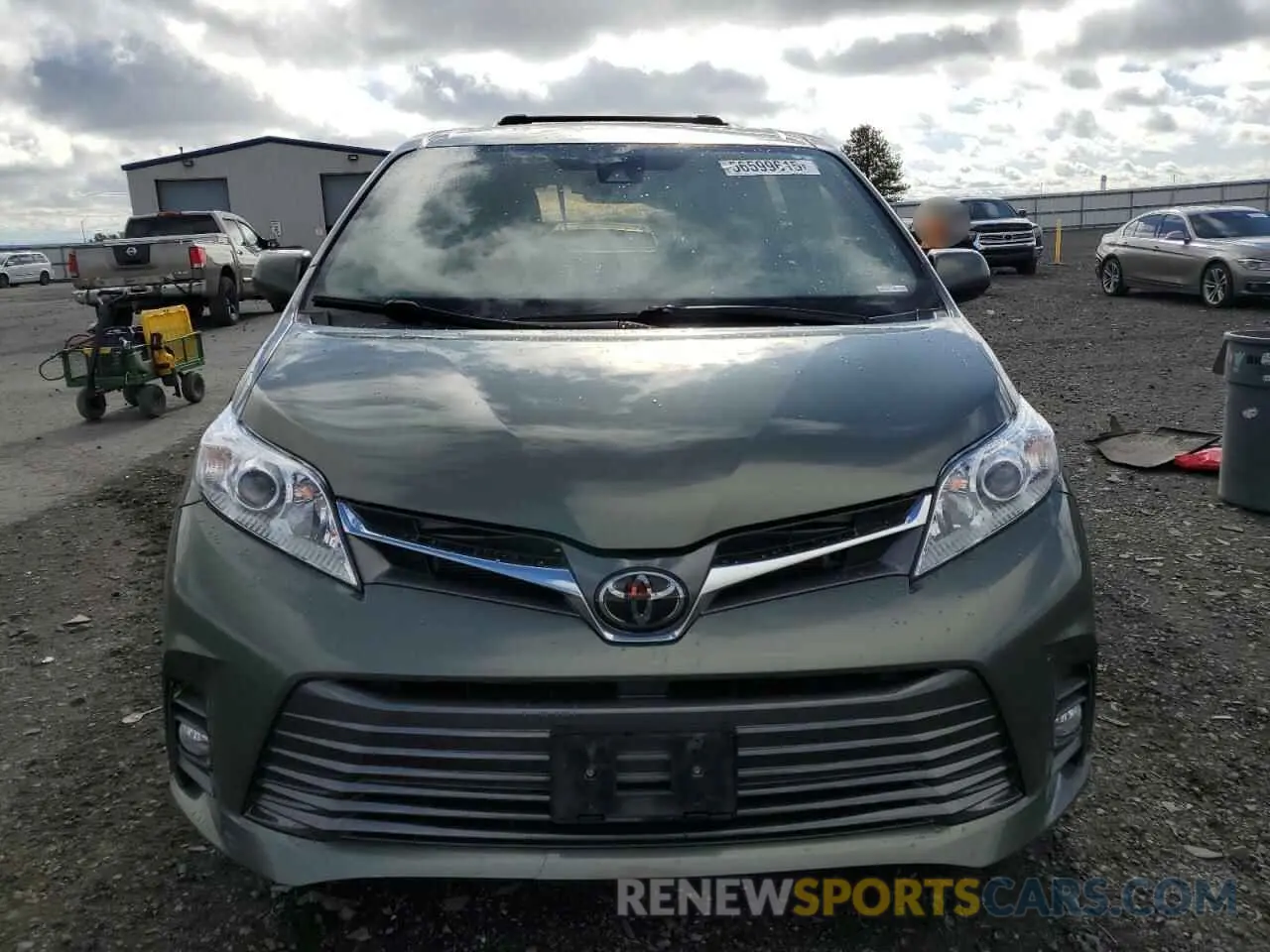 5 Photograph of a damaged car 5TDDZ3DC8LS248320 TOYOTA All Models 2020