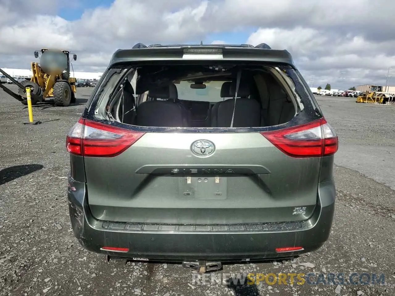 6 Photograph of a damaged car 5TDDZ3DC8LS248320 TOYOTA All Models 2020