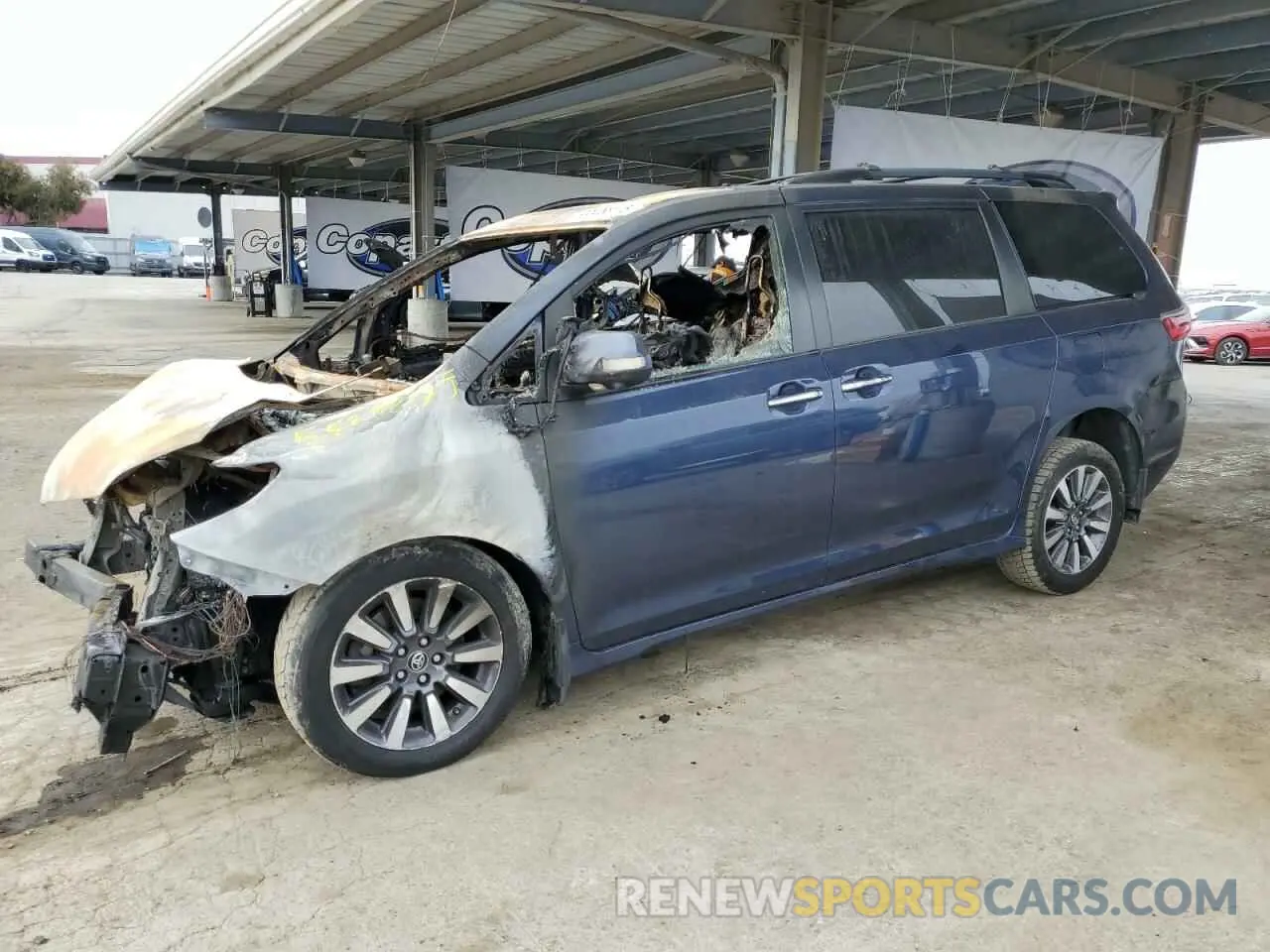 1 Photograph of a damaged car 5TDDZ3DCXLS249579 TOYOTA All Models 2020