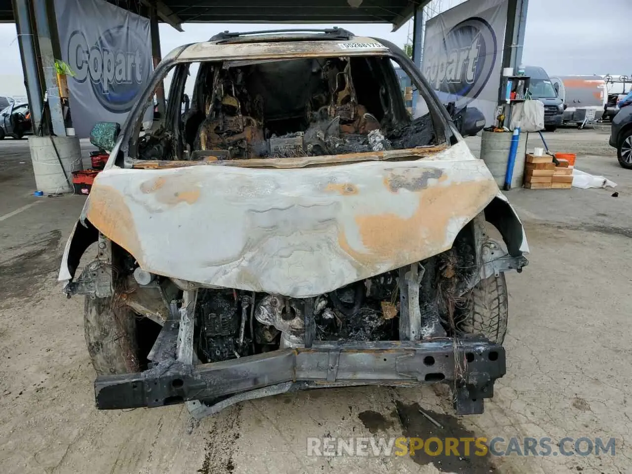 5 Photograph of a damaged car 5TDDZ3DCXLS249579 TOYOTA All Models 2020