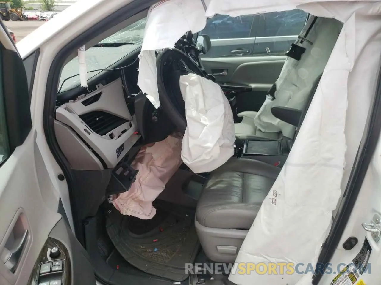 7 Photograph of a damaged car 5TDDZ3DCXLS251932 TOYOTA All Models 2020