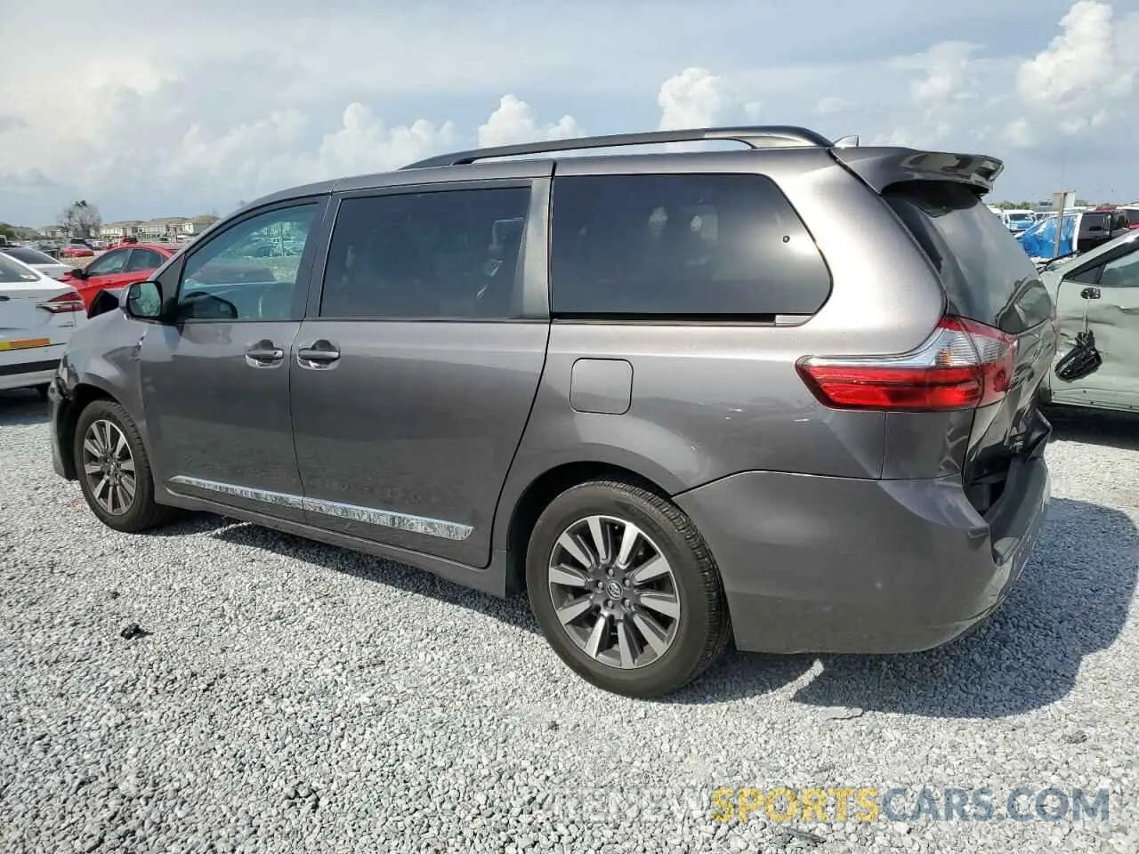 2 Photograph of a damaged car 5TDJZ3DC5LS241702 TOYOTA All Models 2020