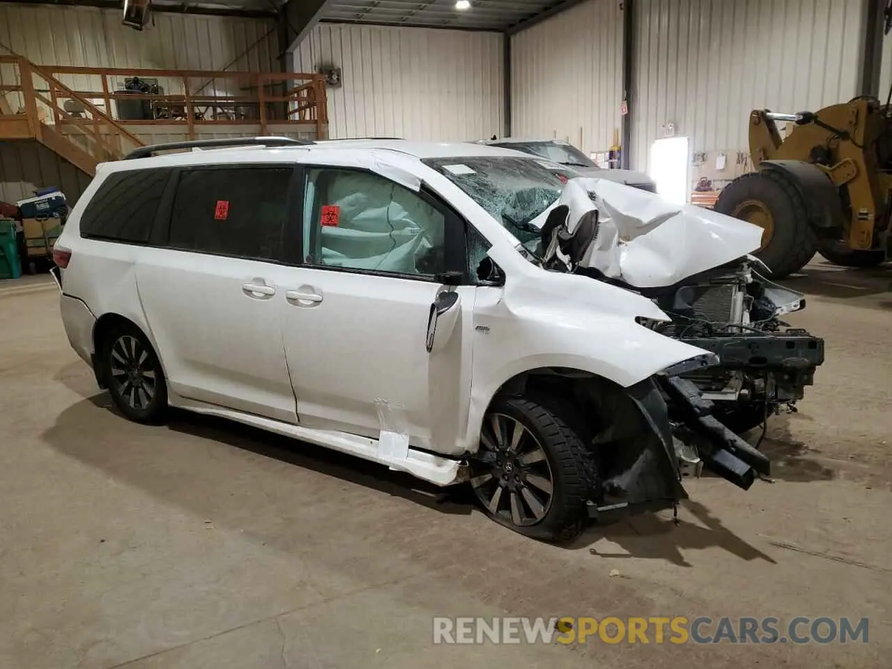 4 Photograph of a damaged car 5TDJZ3DC8LS237370 TOYOTA All Models 2020
