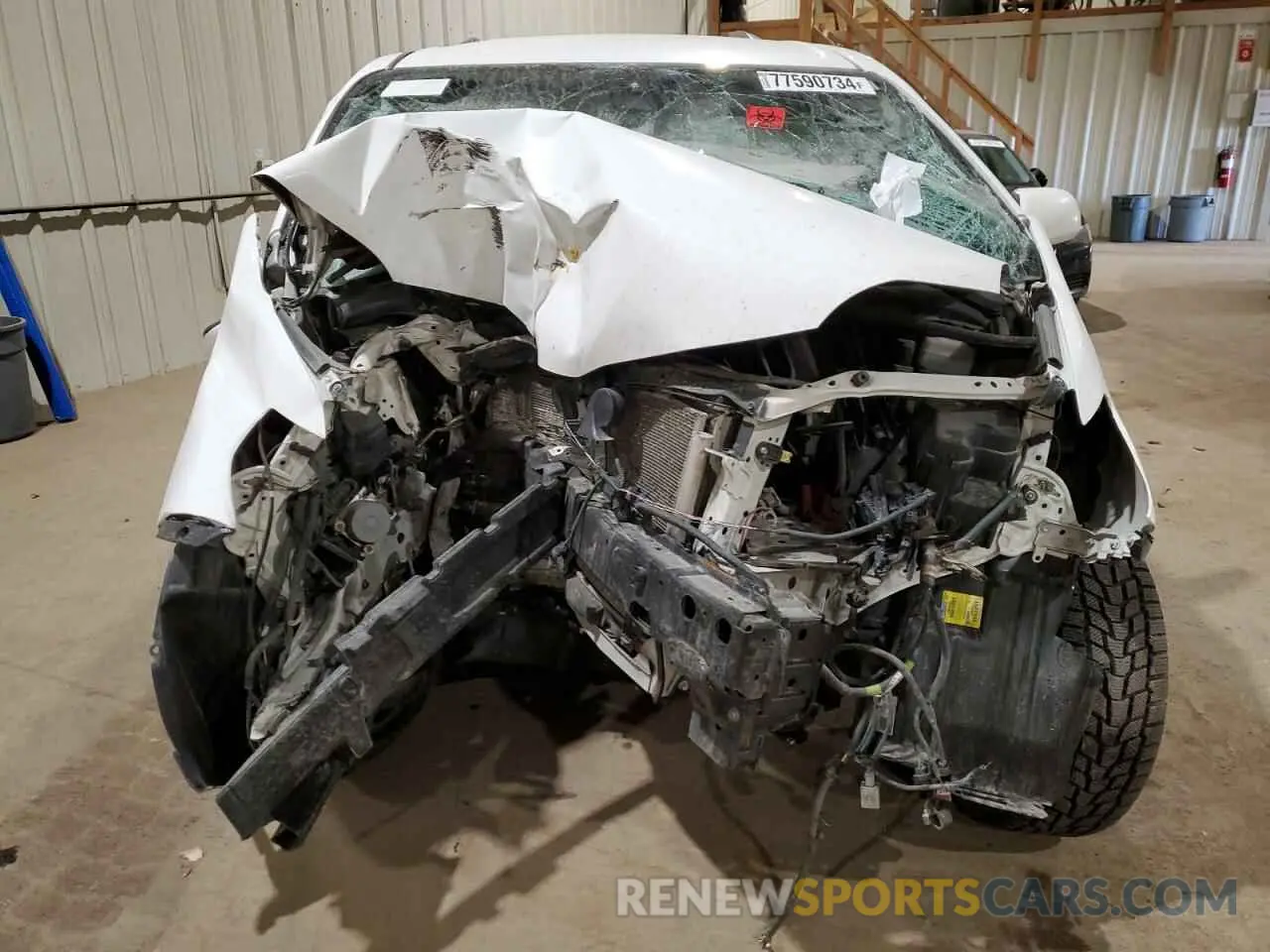 5 Photograph of a damaged car 5TDJZ3DC8LS237370 TOYOTA All Models 2020