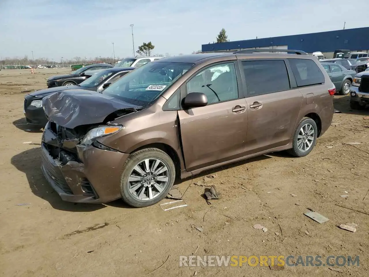 1 Photograph of a damaged car 5TDJZ3DCXLS244904 TOYOTA All Models 2020