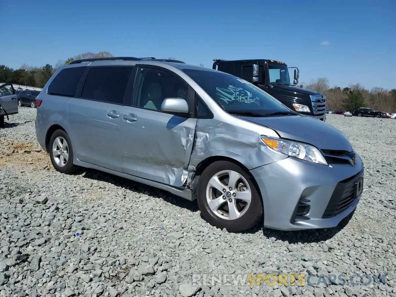 4 Photograph of a damaged car 5TDKZ3DC1LS046975 TOYOTA All Models 2020