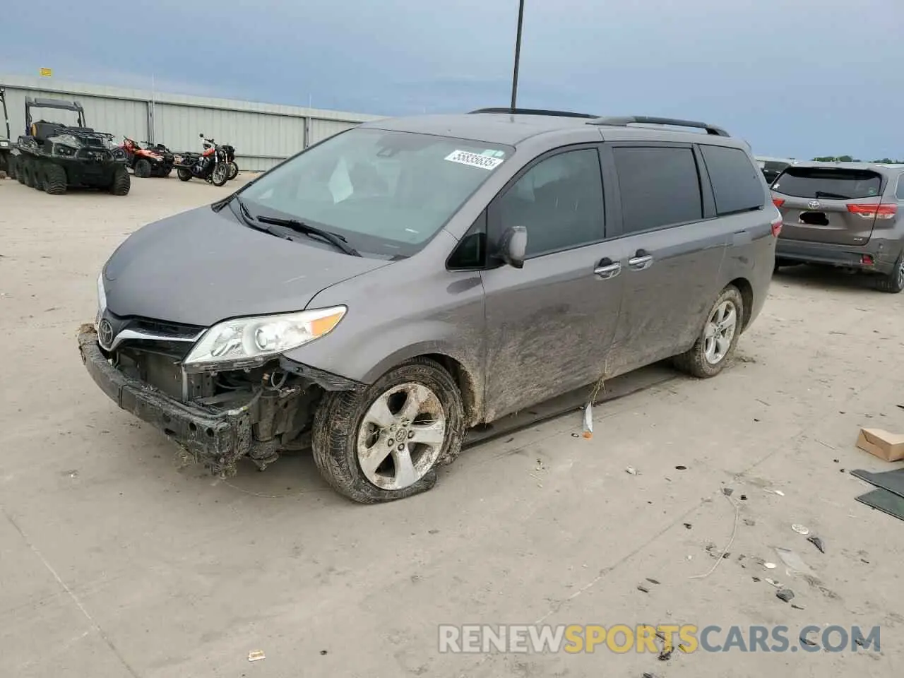 1 Photograph of a damaged car 5TDKZ3DC1LS050976 TOYOTA All Models 2020