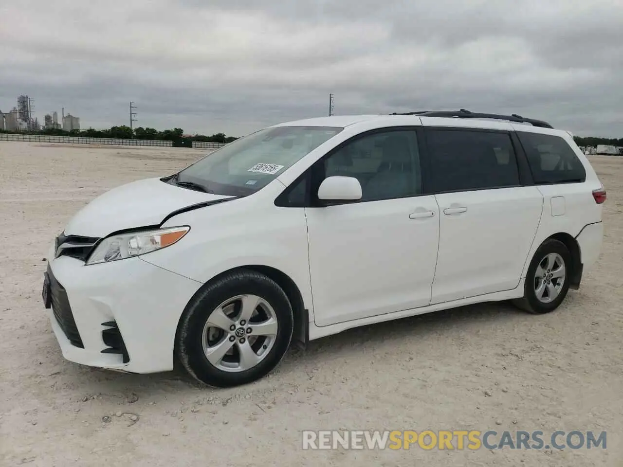 1 Photograph of a damaged car 5TDKZ3DC1LS053764 TOYOTA All Models 2020