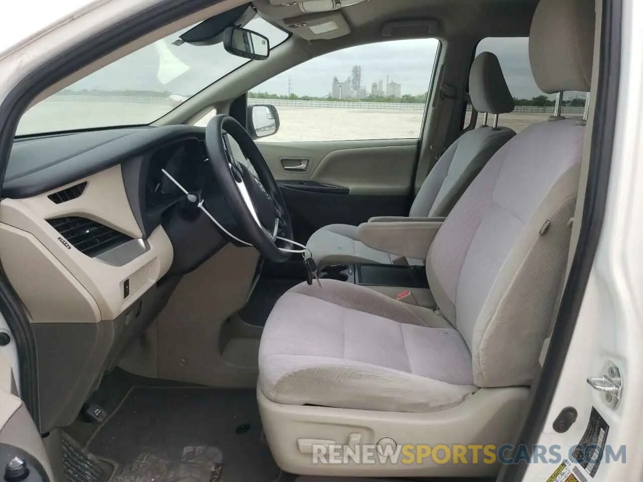 7 Photograph of a damaged car 5TDKZ3DC1LS053764 TOYOTA All Models 2020