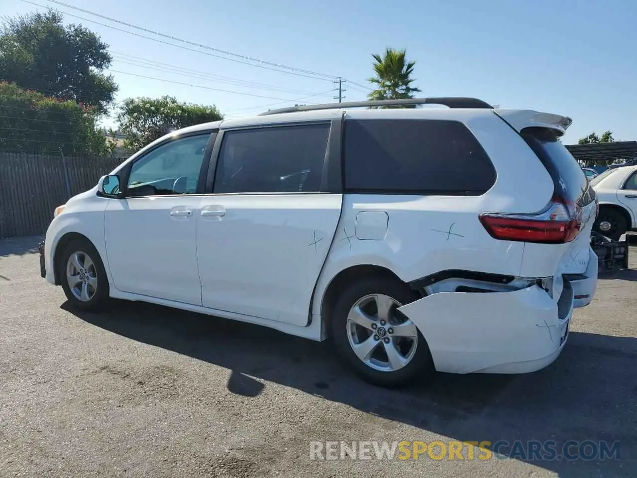 2 Photograph of a damaged car 5TDKZ3DC2LS021695 TOYOTA All Models 2020