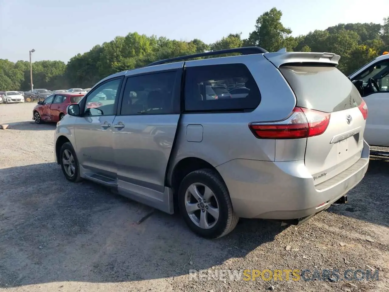 2 Photograph of a damaged car 5TDKZ3DC2LS074171 TOYOTA All Models 2020