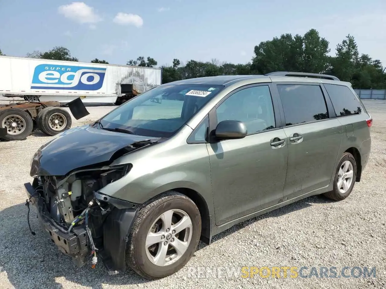 1 Photograph of a damaged car 5TDKZ3DC3LS061476 TOYOTA All Models 2020