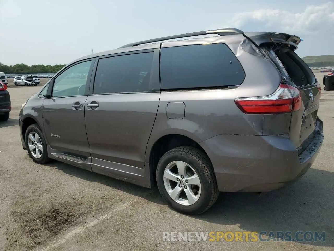 2 Photograph of a damaged car 5TDKZ3DC4LS083406 TOYOTA All Models 2020