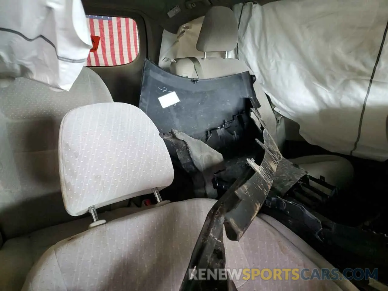 11 Photograph of a damaged car 5TDKZ3DC6LS025006 TOYOTA All Models 2020