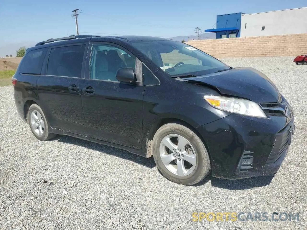 4 Photograph of a damaged car 5TDKZ3DC6LS049287 TOYOTA All Models 2020