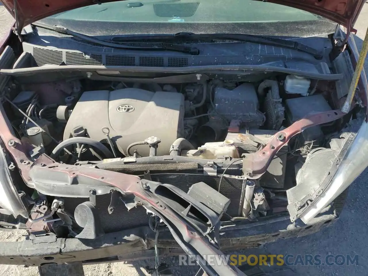 12 Photograph of a damaged car 5TDKZ3DC6LS067966 TOYOTA All Models 2020