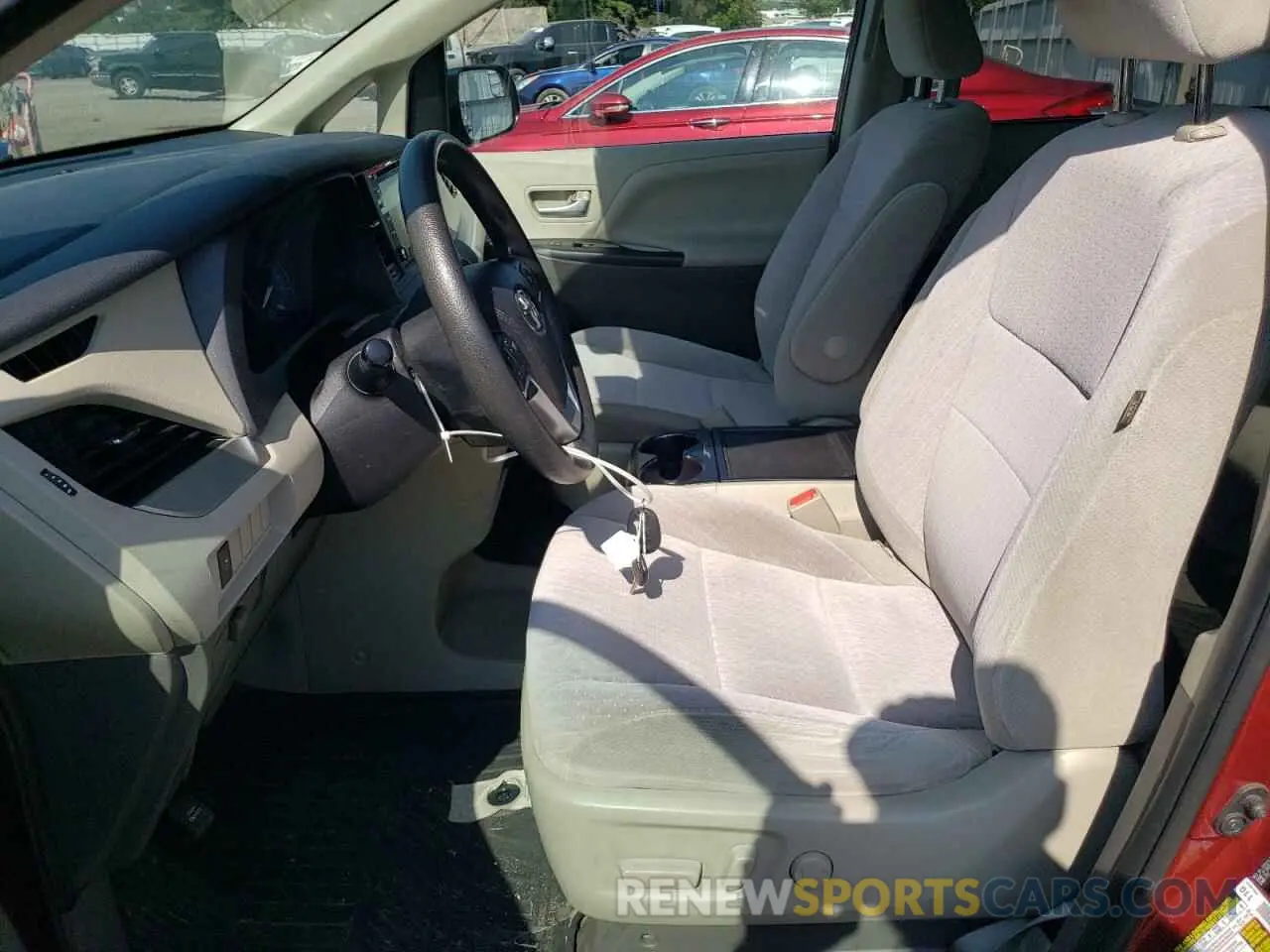 7 Photograph of a damaged car 5TDKZ3DC7LS051730 TOYOTA All Models 2020