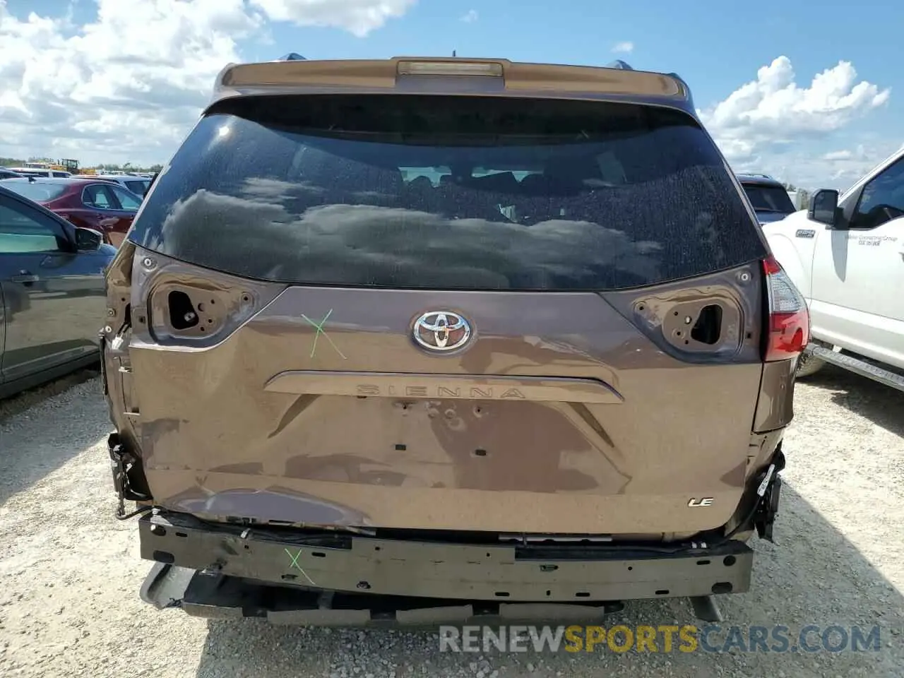 6 Photograph of a damaged car 5TDKZ3DCXLS075181 TOYOTA All Models 2020