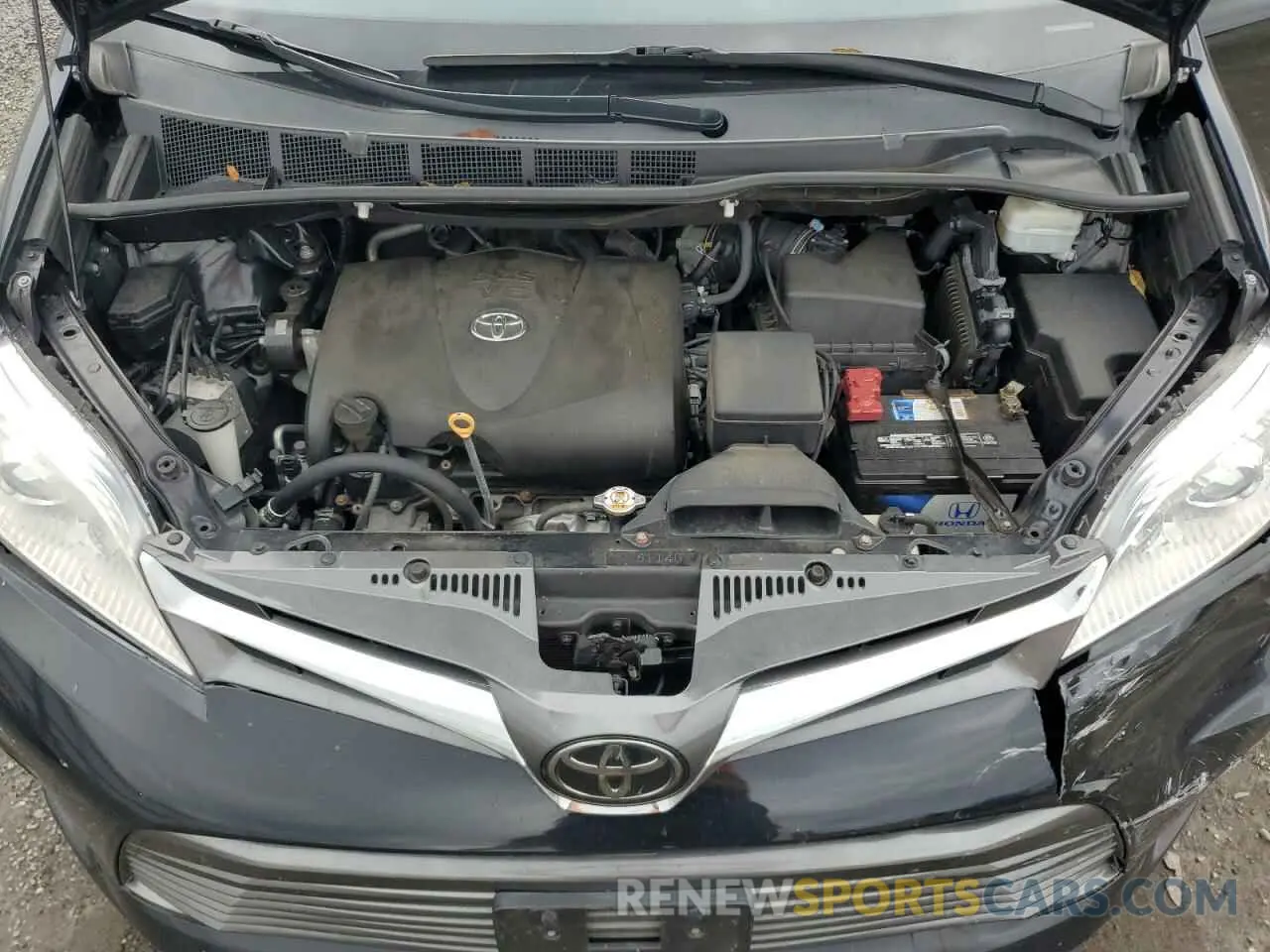 12 Photograph of a damaged car 5TDYZ3DC0LS036822 TOYOTA All Models 2020