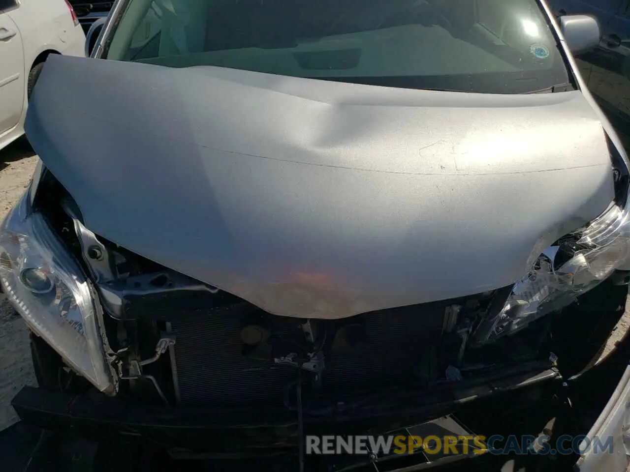 12 Photograph of a damaged car 5TDYZ3DC0LS044841 TOYOTA All Models 2020