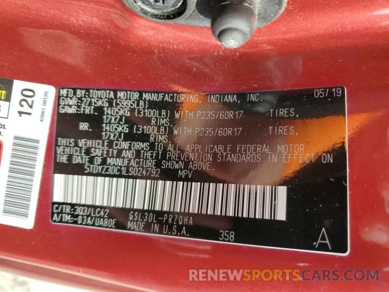 13 Photograph of a damaged car 5TDYZ3DC1LS024792 TOYOTA All Models 2020