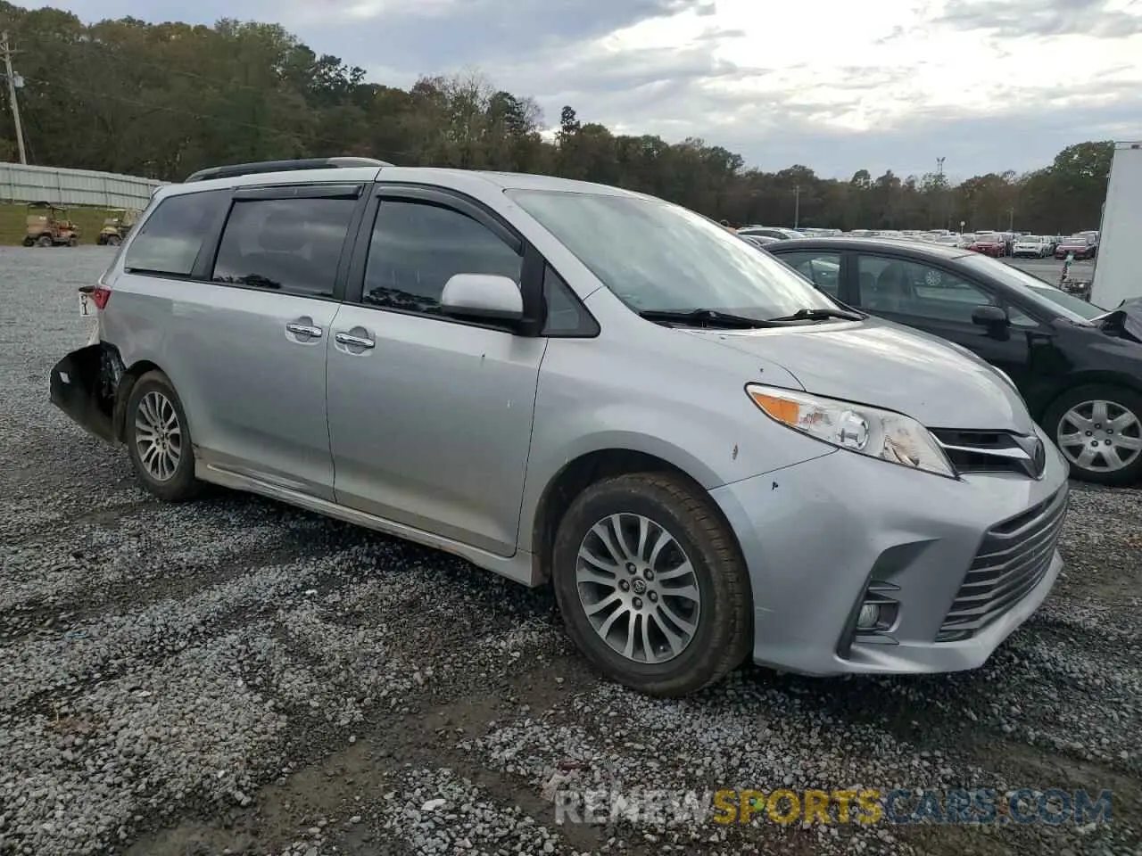 4 Photograph of a damaged car 5TDYZ3DC1LS029474 TOYOTA All Models 2020